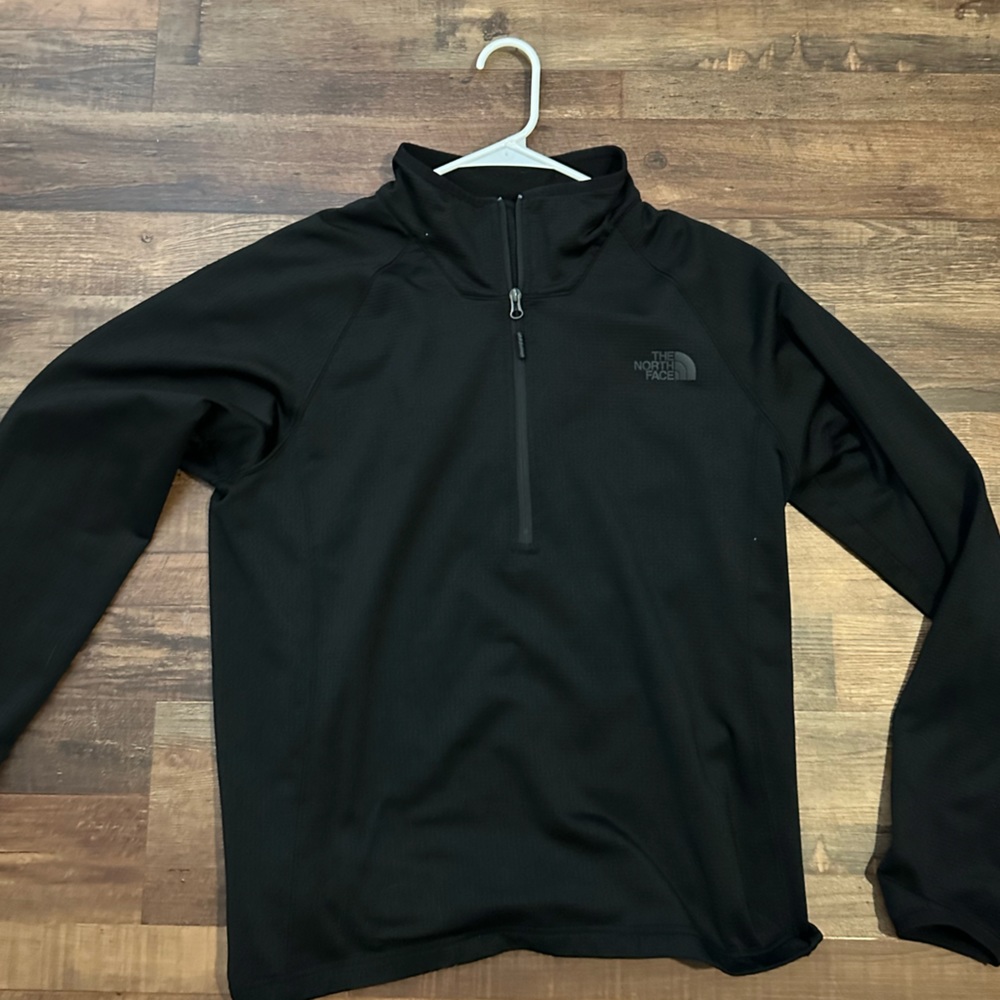 Black North Face 1/4 Zip